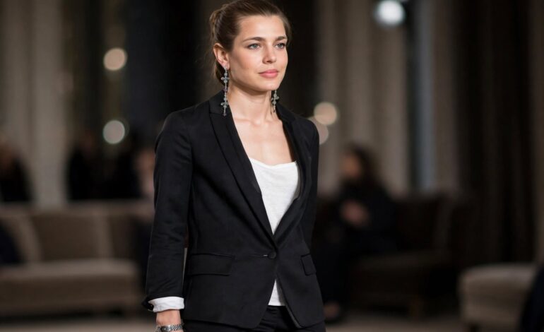 Charlotte Casiraghi Chanel Paris suit